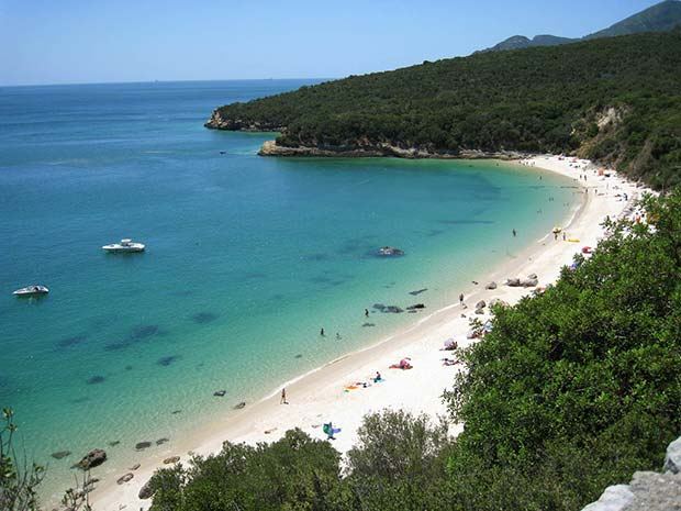 Setúbal has one of the finest beaches in Europe and provides an Atlantic alernative to Cascais and Estoril for Lisbon visitors. Tourist Board image.